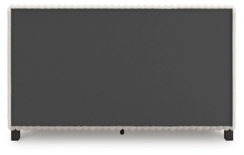 Zuraleus Bed